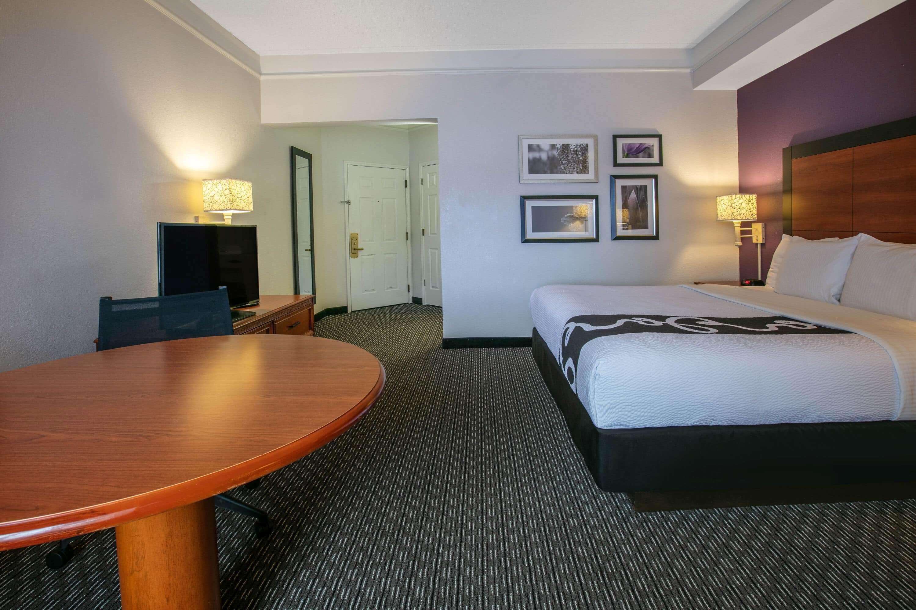 La Quinta By Wyndham Dallas North Central Екстер'єр фото